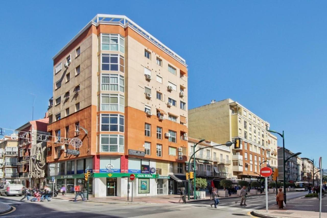Apartamento En Calle Cuarteles De Dos Habitaciones Málaga Buitenkant foto